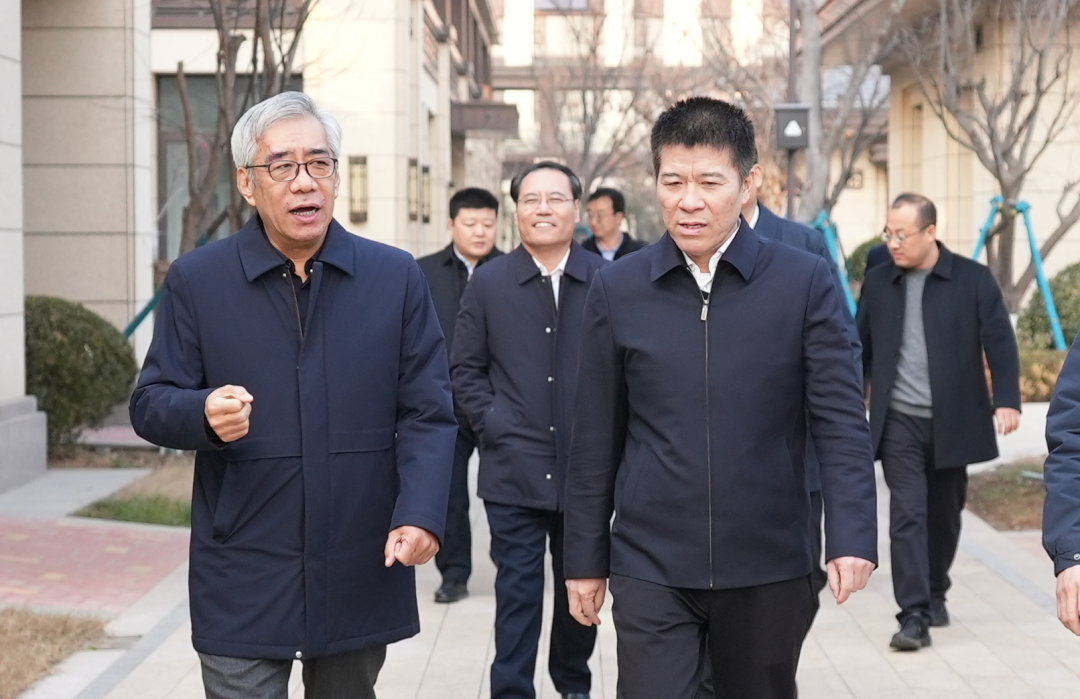 德州市委常委、統戰部部長,德州高新區黨工委書記、管委會主任張志華一行到養老示范城考察調研 德州市委常委、統戰部部長,德州高新區黨工委書記、管委會主任張志華一行到養老示范城考察調研