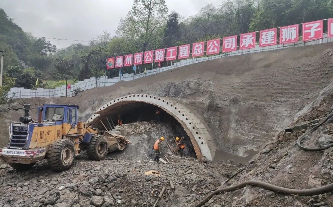 春風起 春潮涌—德達路橋集團工程建設場面火熱