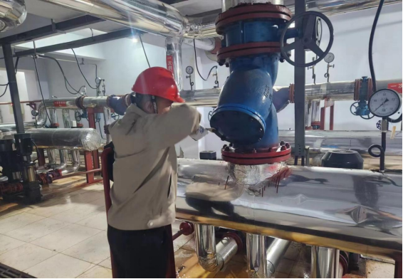 德達權屬熱力企業二級管網開始注水試壓